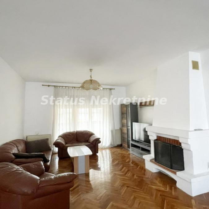 Kuća Izdavanje Novi Sad  320 m2