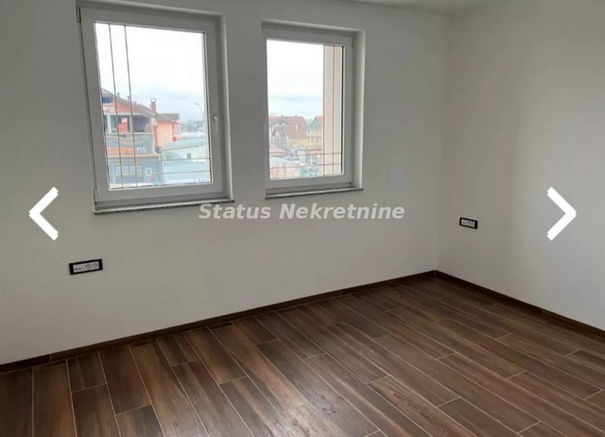 Lokal Izdavanje Novi Sad  250 m2