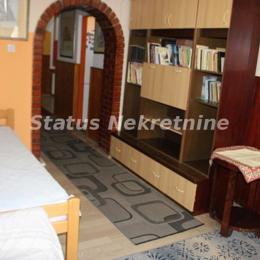Stan Prodaja Novi Sad  81 m2
