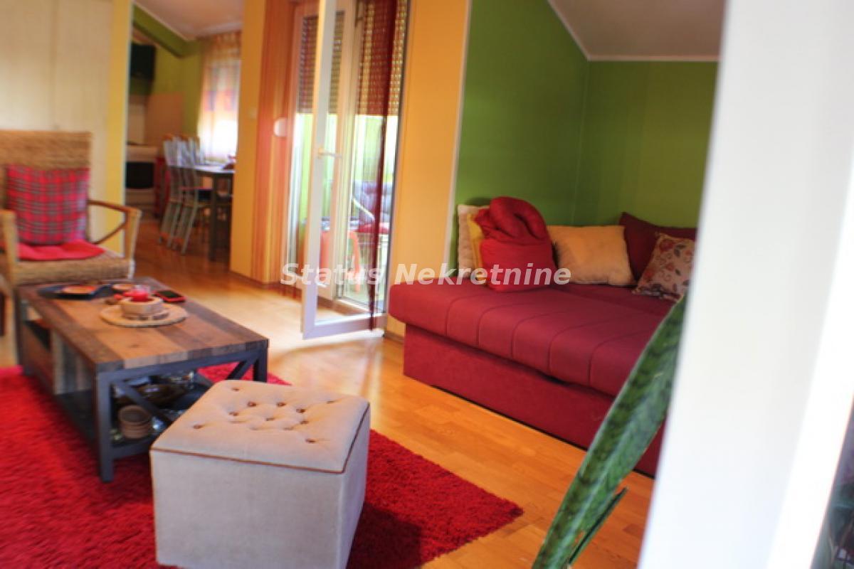 Stan Prodaja Novi Sad  59 m2