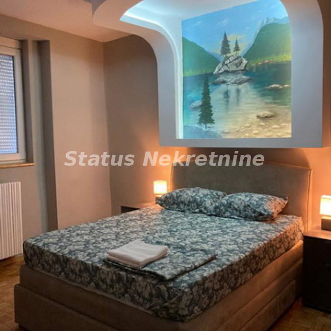 Kuća Prodaja Novi Sad  340 m2