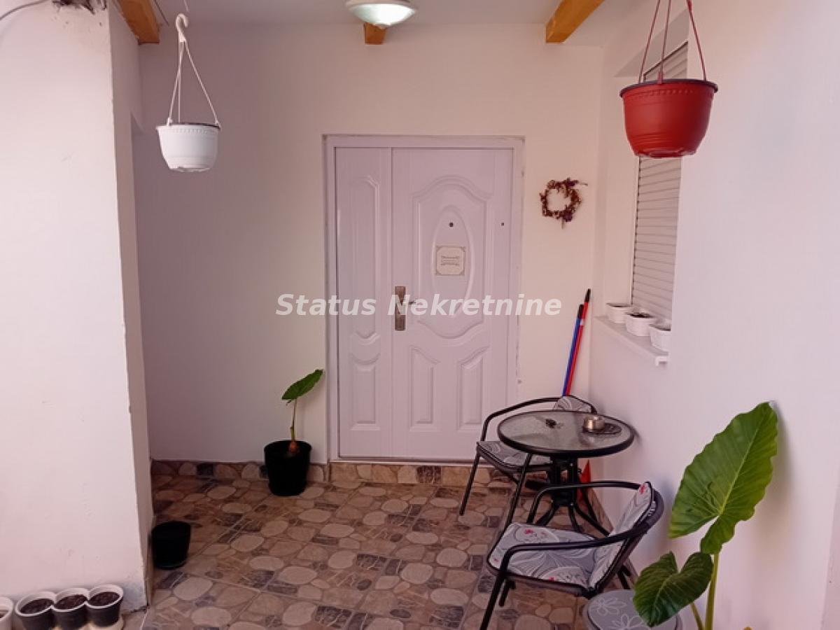 Kuća Prodaja Novi Sad  340 m2