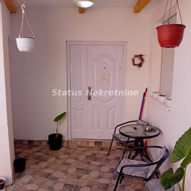 Kuća Prodaja Novi Sad  340 m2