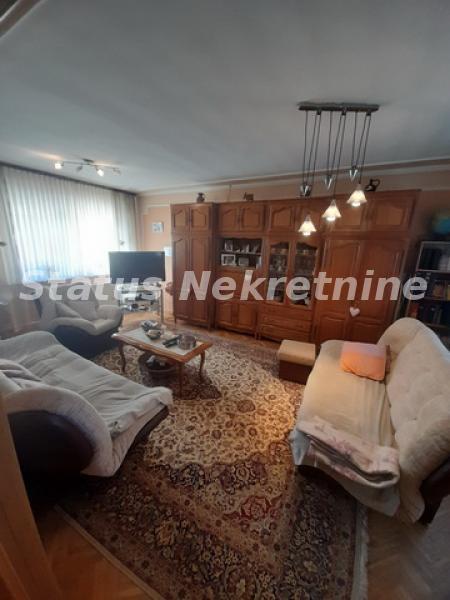 Kuća Prodaja Šid  194 m2