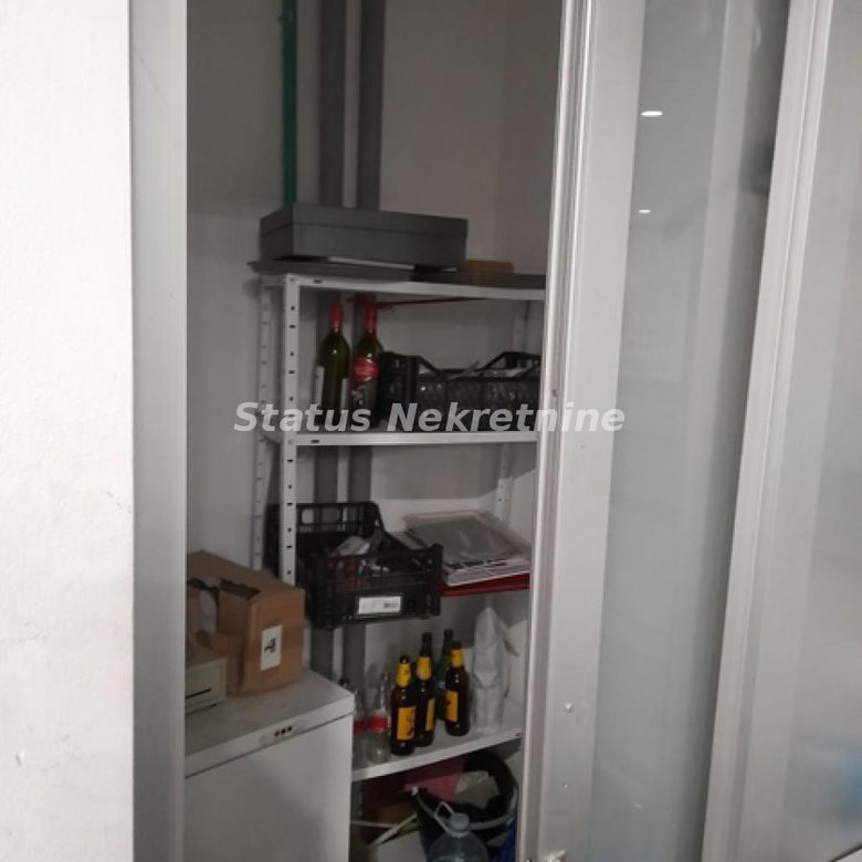 Lokal Izdavanje Novi Sad  39 m2