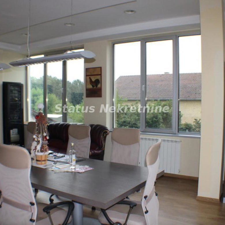 Lokal Izdavanje Novi Sad  273 m2