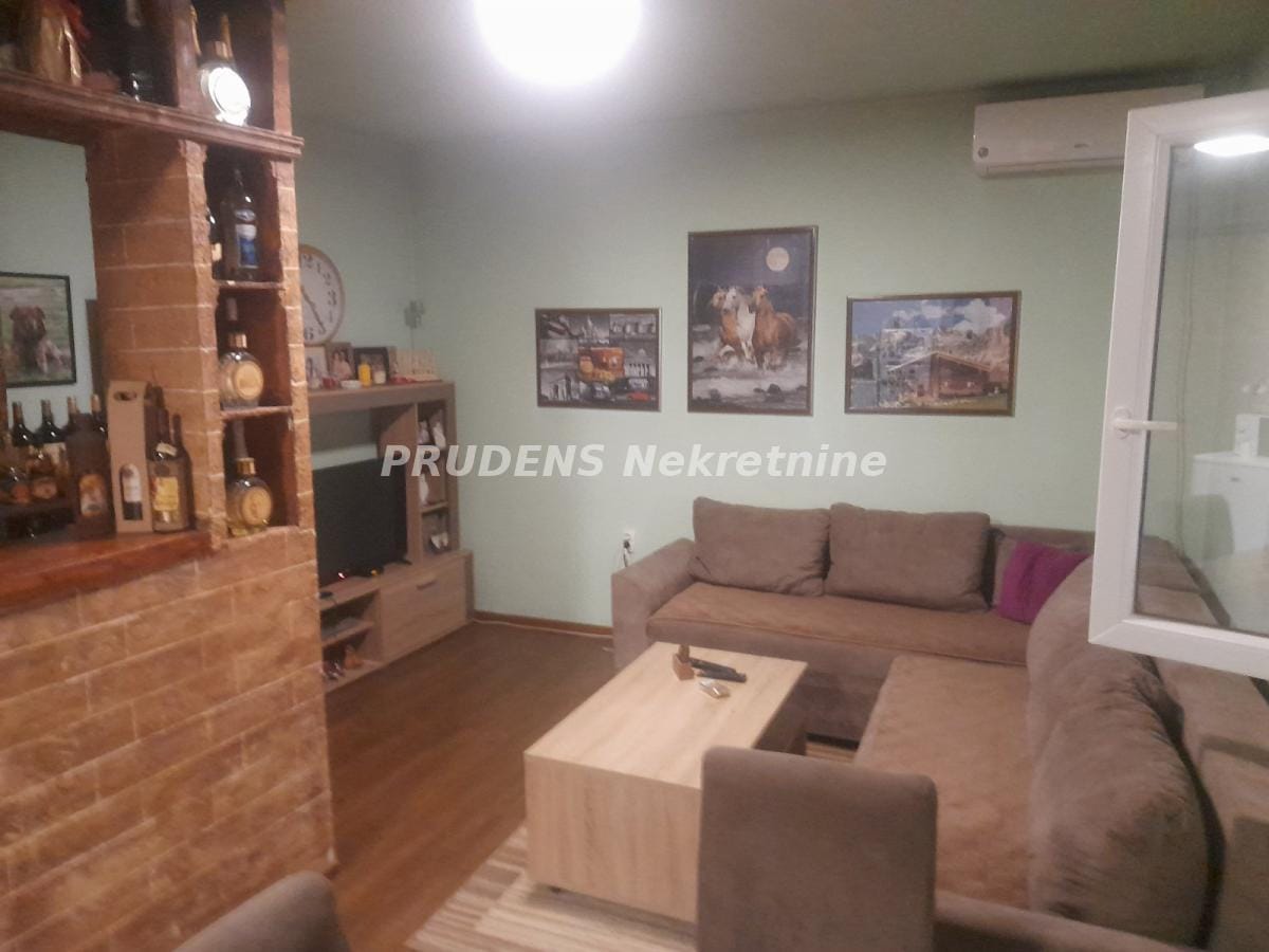 Kuća Prodaja Pećinci Kuća Prodaja Pećinci Deč 90 m2