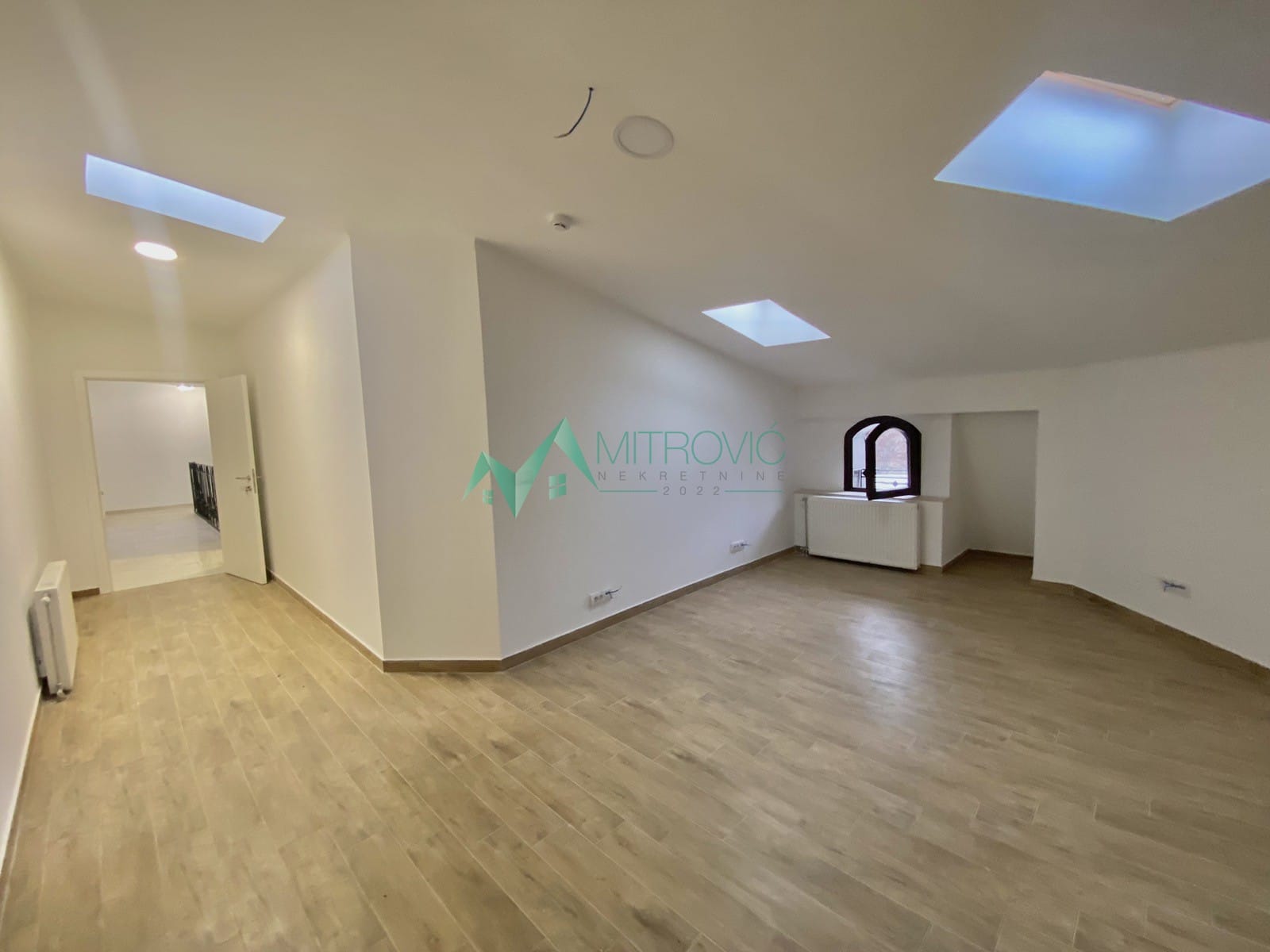 Lokal Prodaja Novi Sad Lokal Prodaja Novi Sad 1000 m2