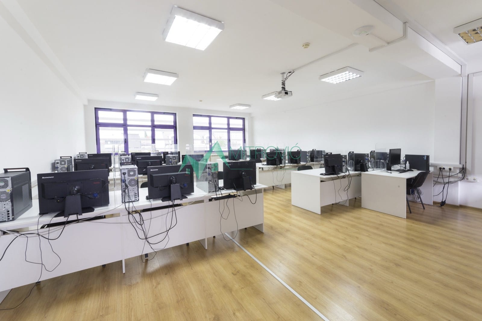 Lokal Prodaja Novi Sad Lokal Prodaja Novi Sad 800 m2