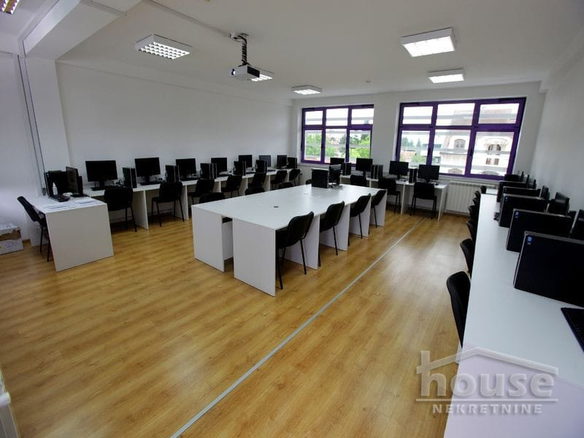 Lokal Izdavanje Novi Sad  500 m2