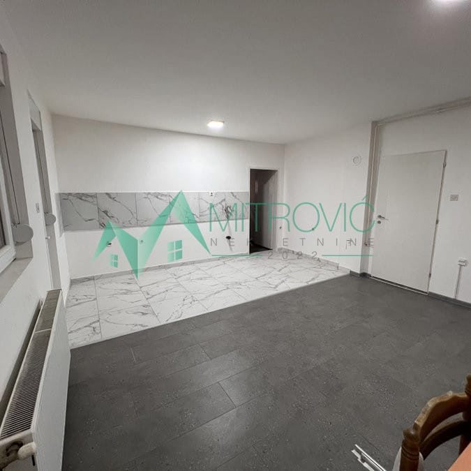 Lokal Prodaja Novi Sad  126 m2