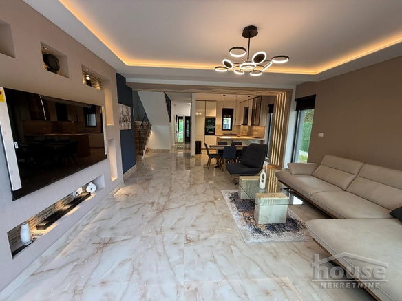 Kuća Izdavanje Novi Sad  200 m2