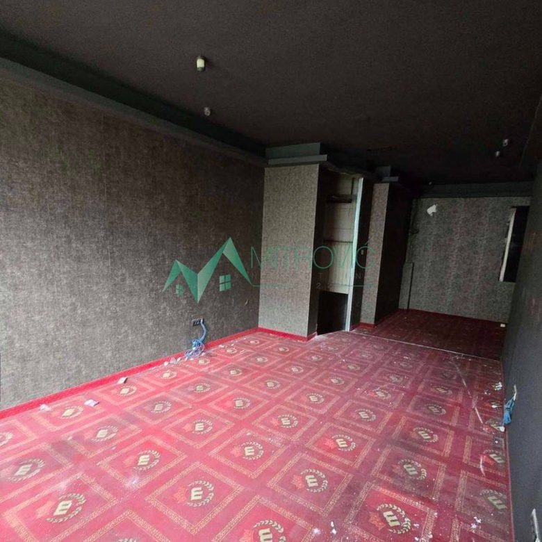 Lokal Prodaja Novi Sad  246 m2