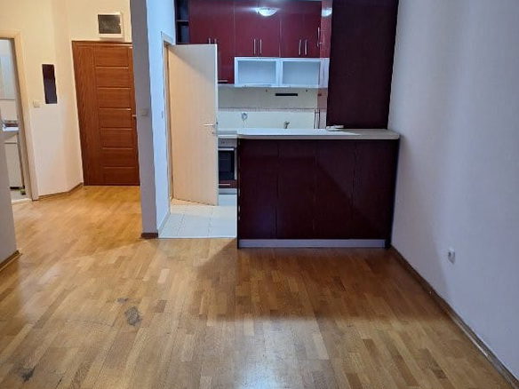 Stan Izdavanje Novi Sad  65 m2