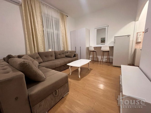 Stan Izdavanje Novi Sad  33 m2
