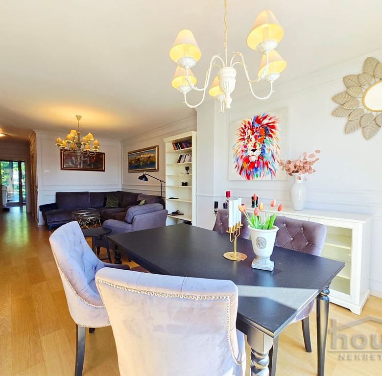 Četvorosoban stan za izdavanje, Centar, Novi Sad, 119m², 1.500 €/mes