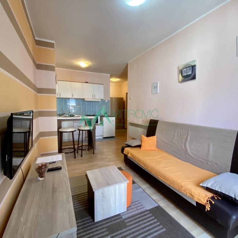 Garsonjera na prodaju, Centar, Novi Sad, 25m², 280 €