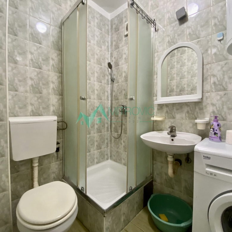Stan Prodaja Novi Sad  25 m2