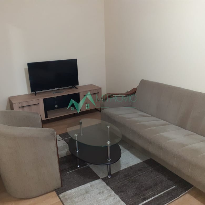 Dvosoban stan na prodaju, Centar, Novi Sad, 43m², 400 €