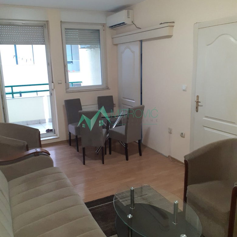 Stan Prodaja Novi Sad  43 m2