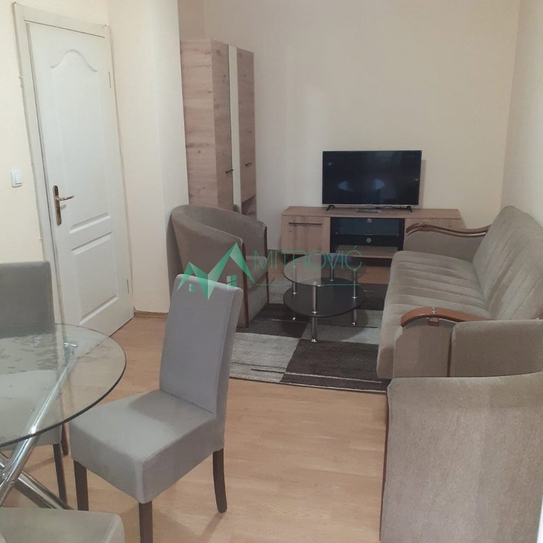 Stan Prodaja Novi Sad  43 m2