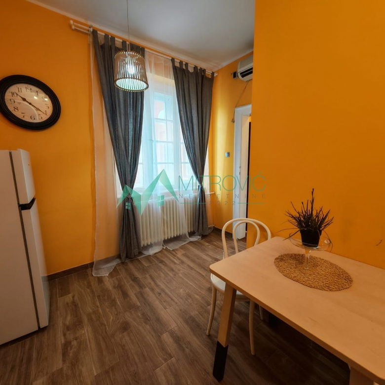 Stan Prodaja Novi Sad  30 m2