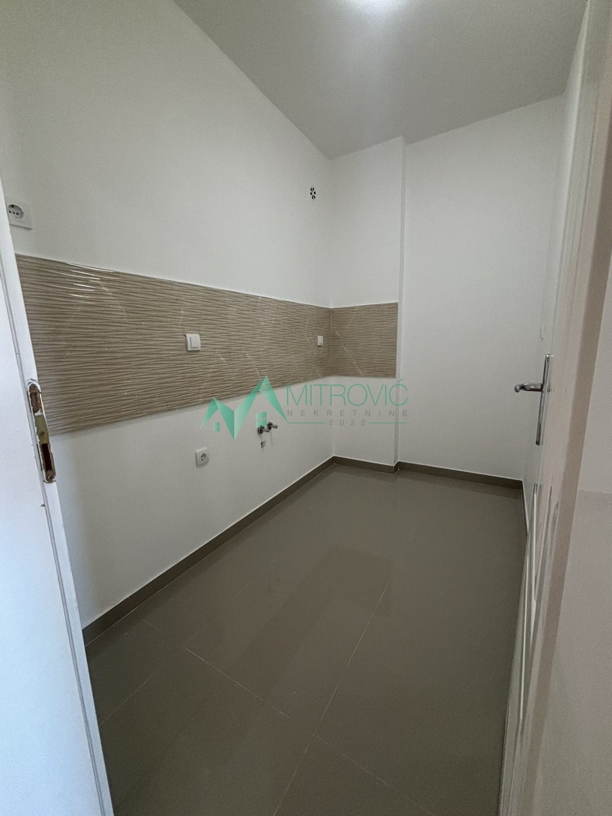 Stan Prodaja Novi Sad  50 m2