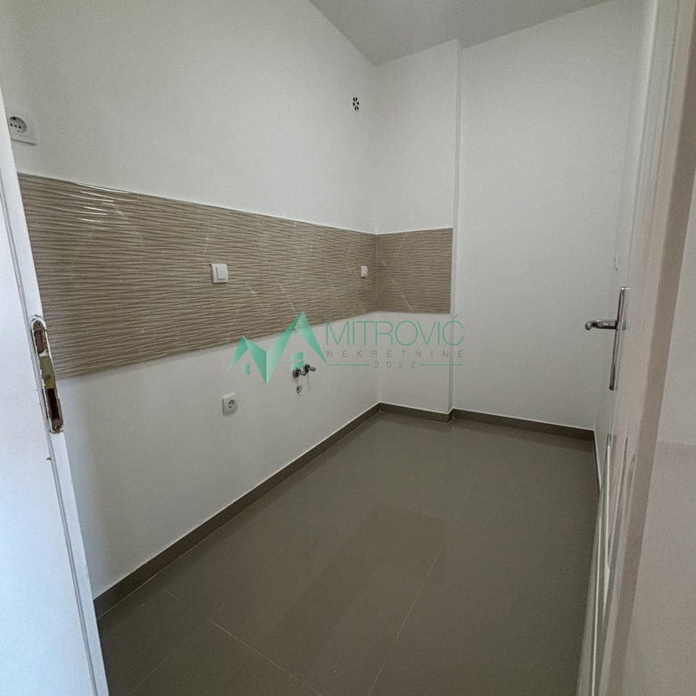 Stan Prodaja Novi Sad  50 m2