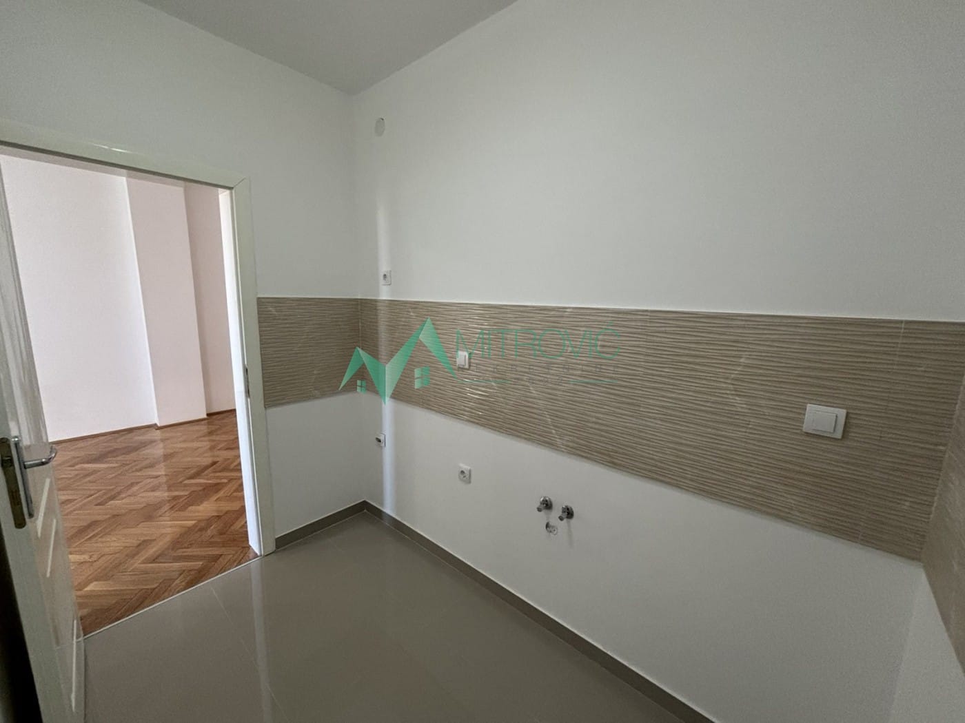 Stan Prodaja Novi Sad  50 m2