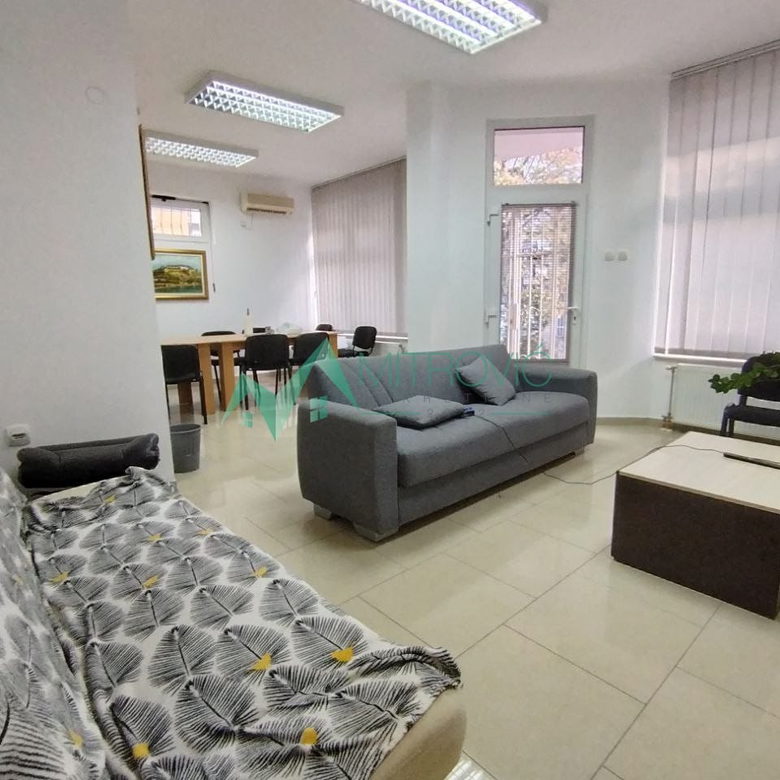 Lokal Prodaja Novi Sad  46 m2