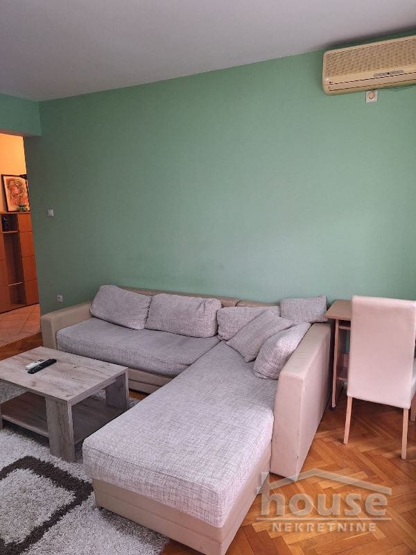 Stan Izdavanje Novi Sad  45 m2