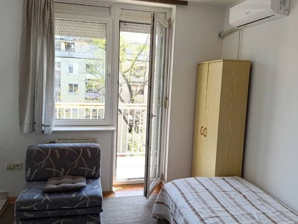 Stan Izdavanje Novi Sad  24 m2