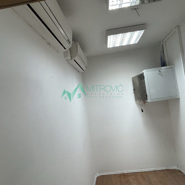 Lokal Prodaja Novi Sad  13398 m2