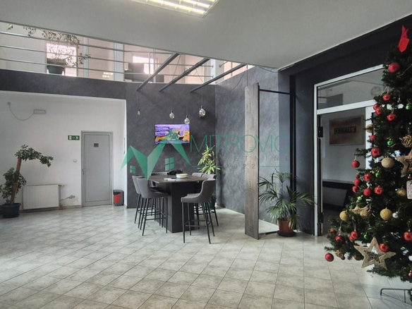 Lokal Prodaja Novi Sad  620 m2