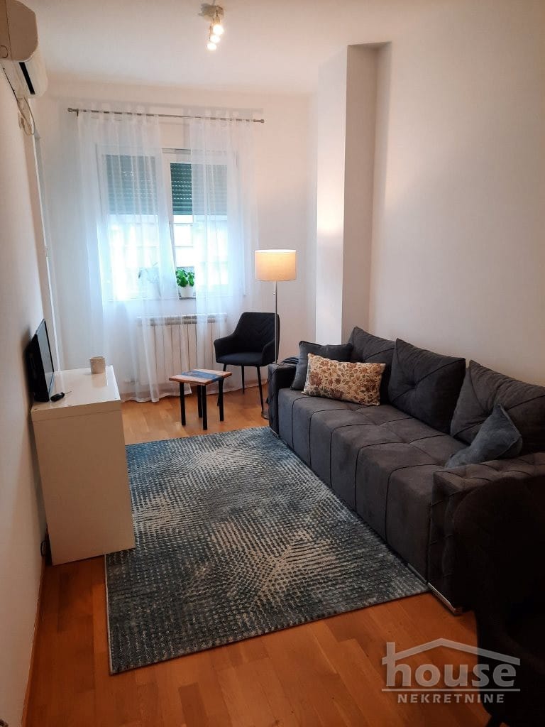 Stan Izdavanje Novi Sad  41 m2