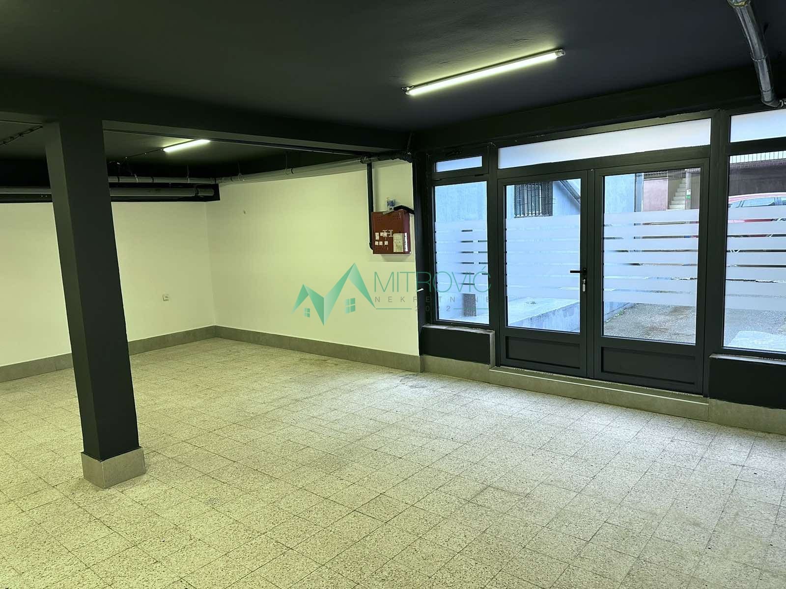 Lokal Prodaja Sremska Kamenica Lokal Prodaja Sremska Kamenica 701 m2