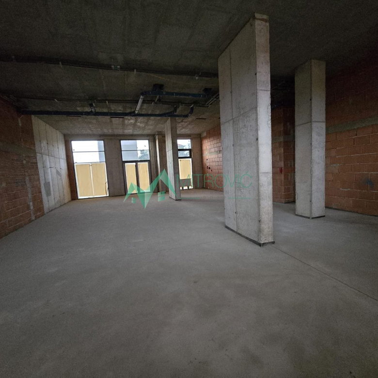Lokal Prodaja Novi Sad  143 m2