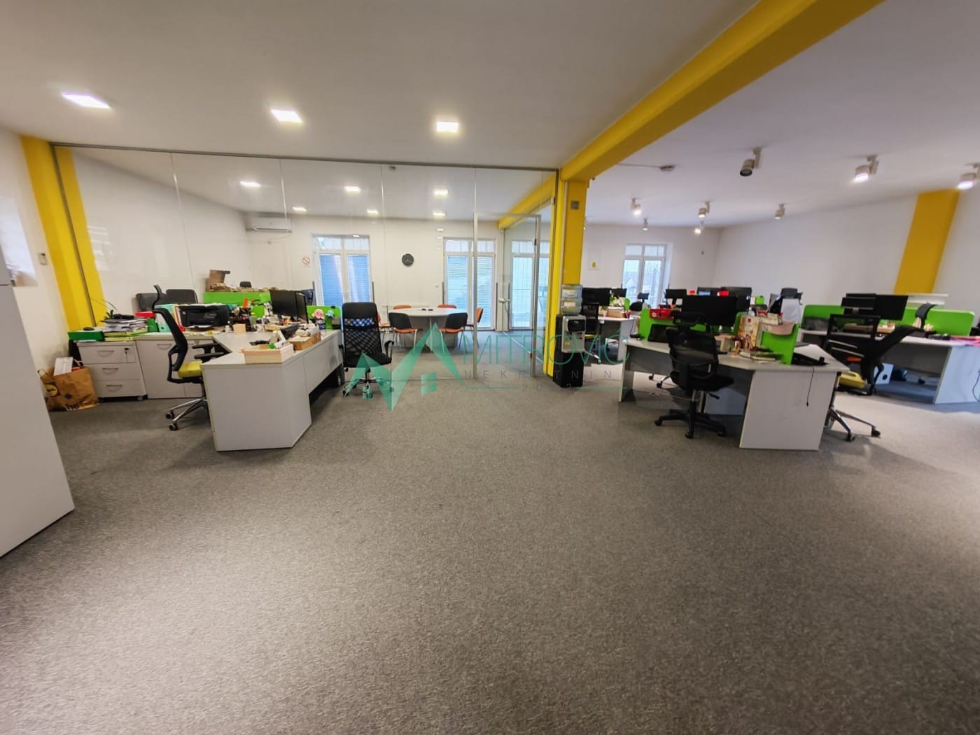 Lokal Prodaja Novi Sad  752 m2