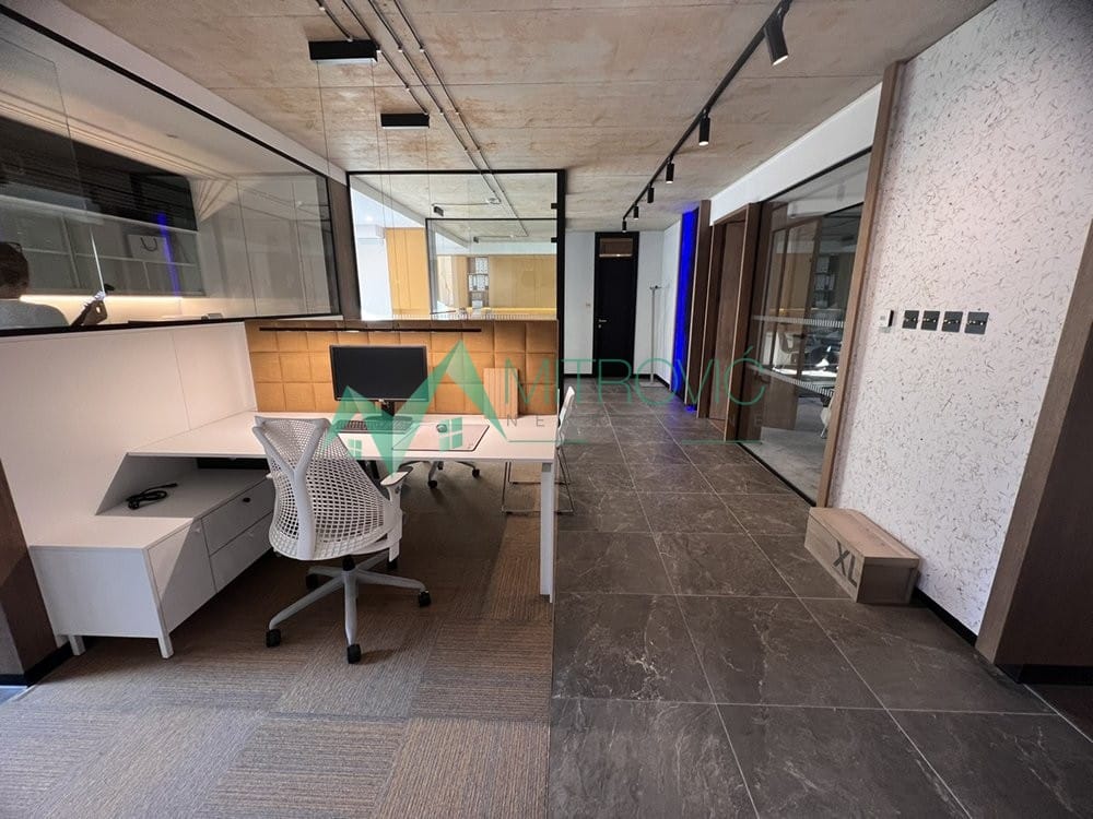 Lokal Prodaja Novi Sad  121 m2