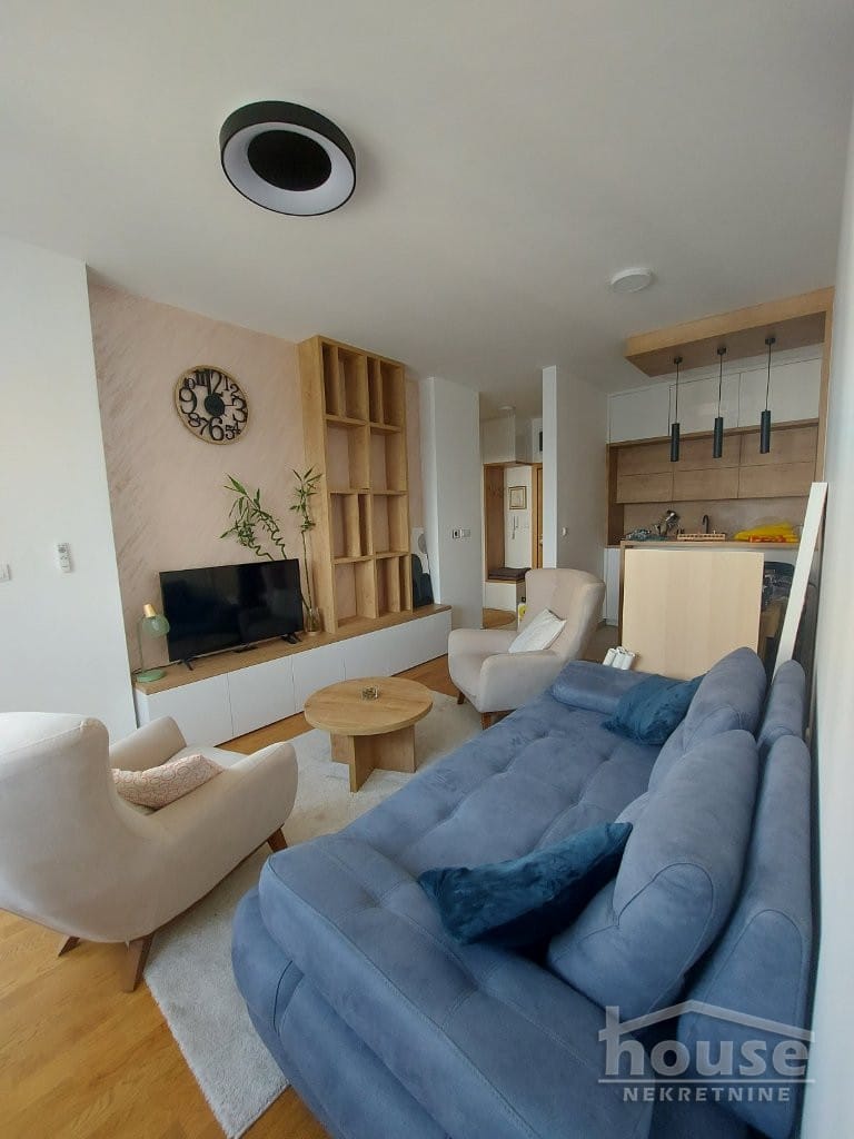 Stan Izdavanje Novi Sad  39 m2