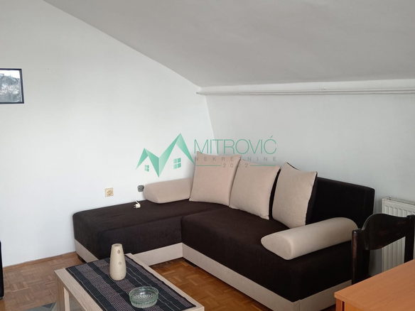 Stan Prodaja Novi Sad  38 m2