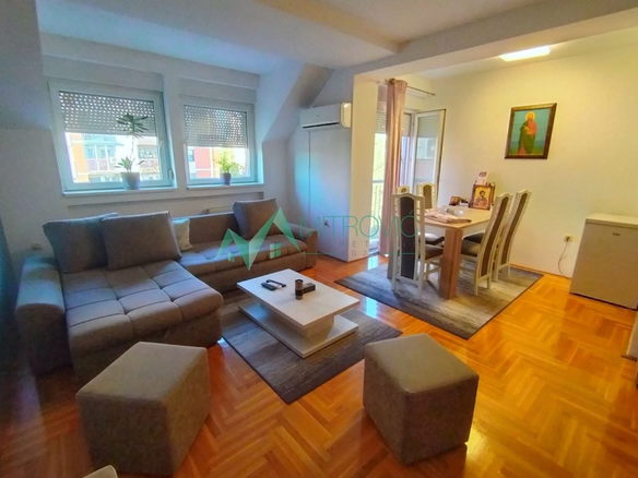 Stan Prodaja Novi Sad  94 m2