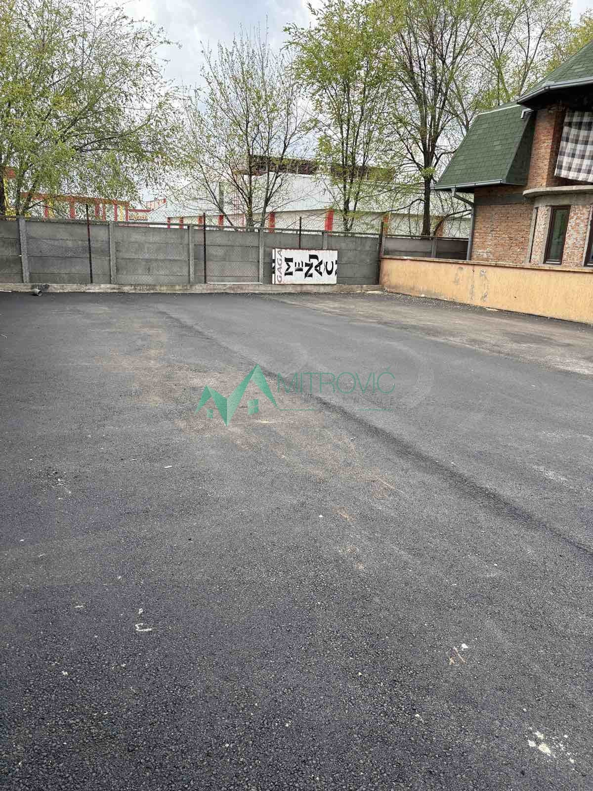 Lokal Prodaja Novi Sad  1044 m2