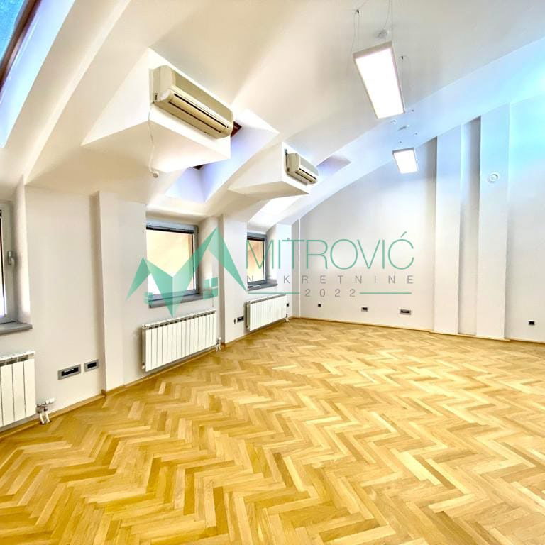 Lokal Prodaja Novi Sad  162 m2