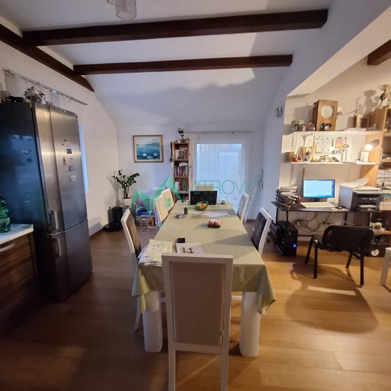 Kuća Prodaja Veternik  100 m2
