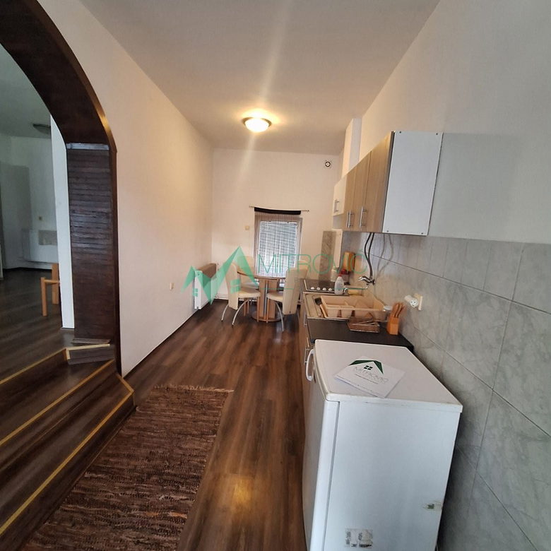 Stan Prodaja Veternik  60 m2