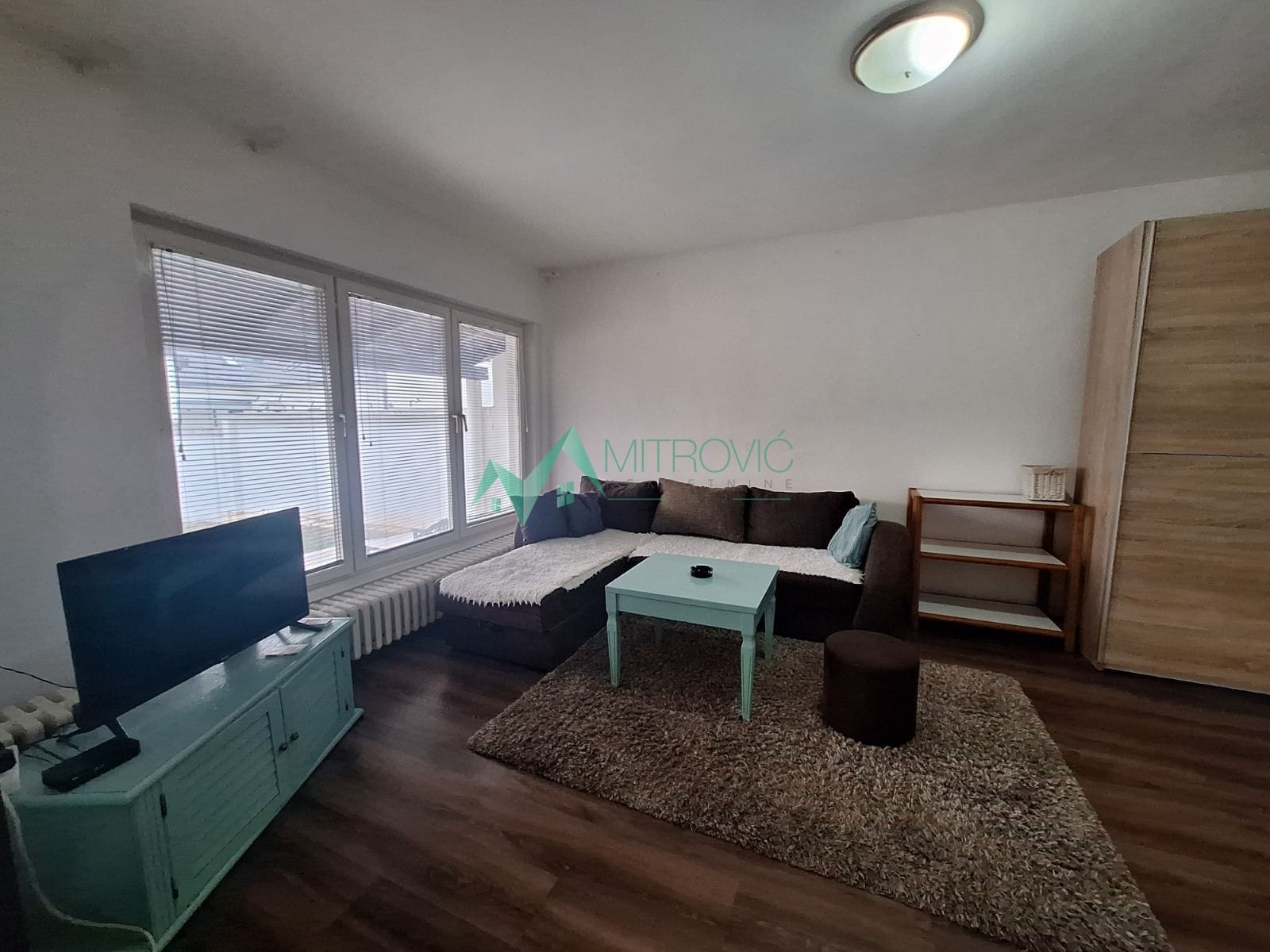 Stan Prodaja Veternik  60 m2