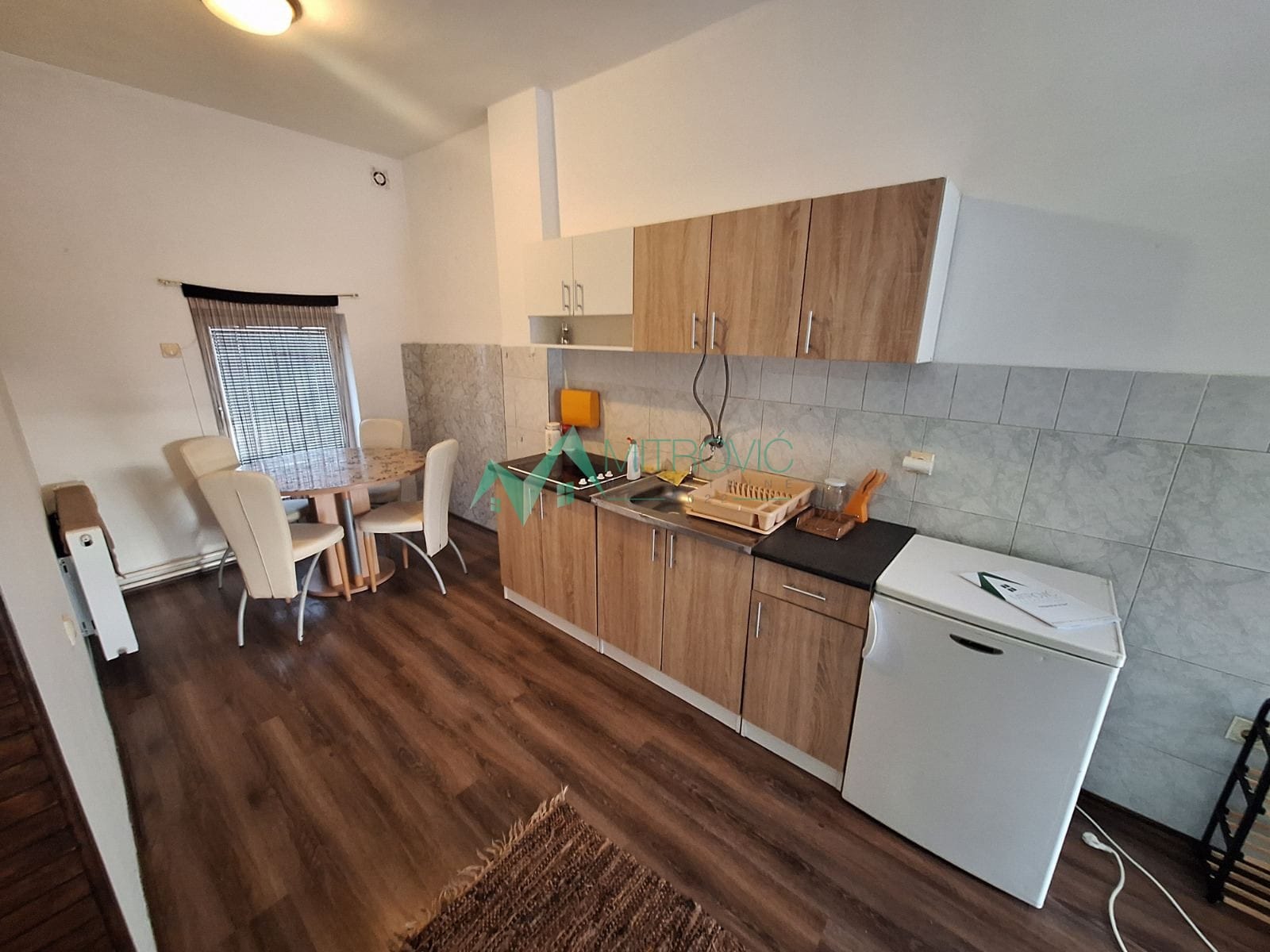 Stan Prodaja Veternik  60 m2