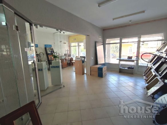 Lokal Izdavanje Novi Sad  300 m2