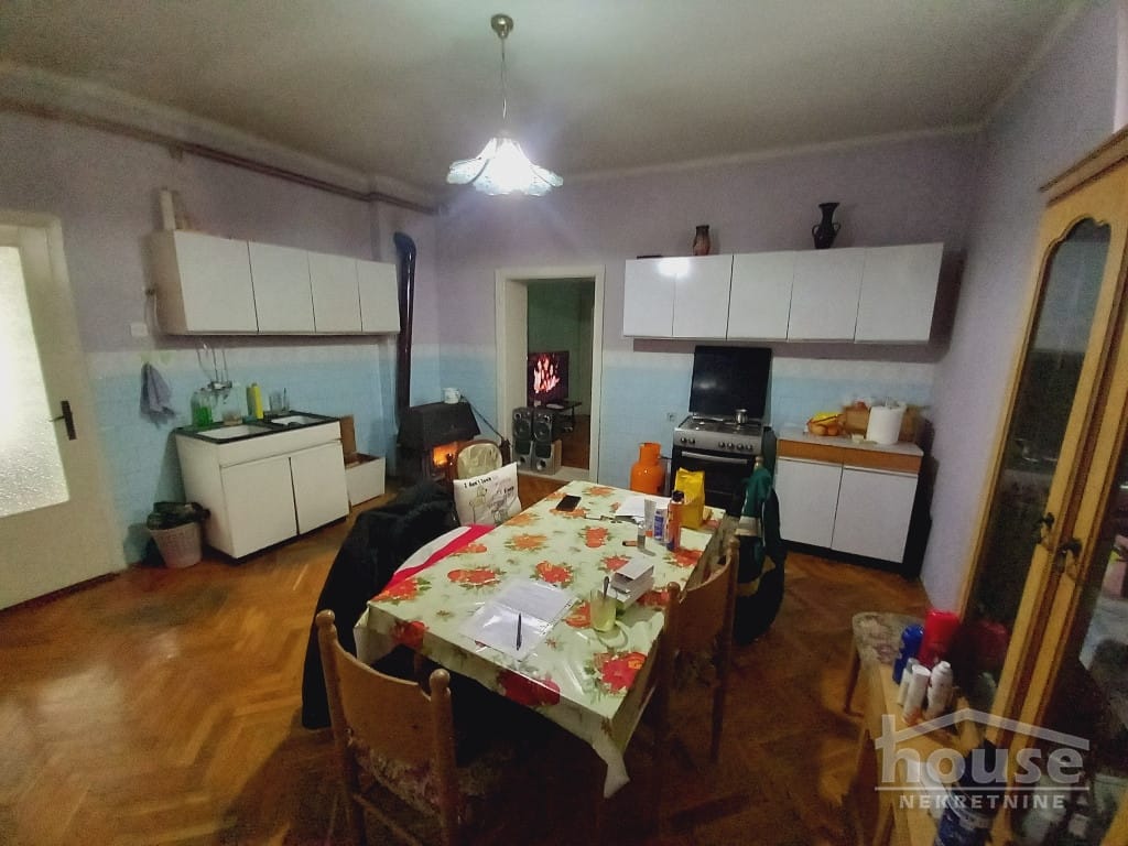 Kuća Prodaja Novi Sad Kuća Prodaja Novi Sad 181 m2